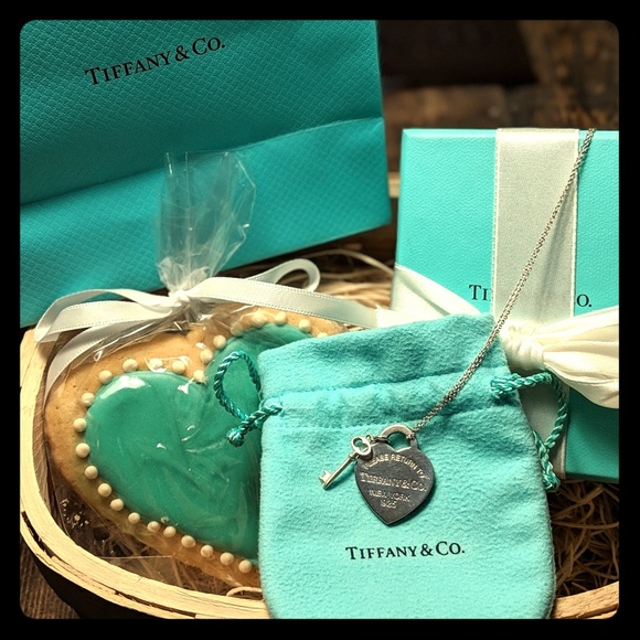 Tiffany & Co. Jewelry - Return to Tiffany's Heart w/ Key Necklace